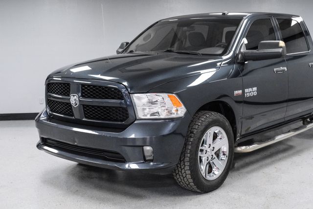 2018 Ram 1500 Express CrewCab 4WD HEMI