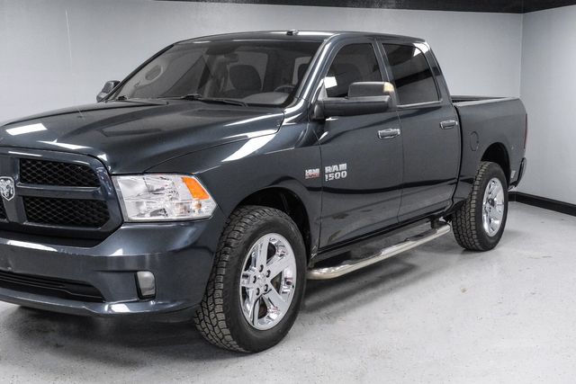 2018 Ram 1500 Express CrewCab 4WD HEMI