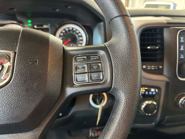 2018 Ram 1500 Express 5.7 HEMI V8 20" Wheels | Irving, Texas | Hopper Motorplex