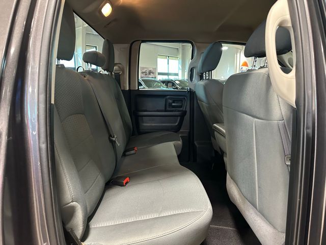 2018 Ram 1500 Express 5.7 HEMI V8 20" Wheels | Irving, Texas | Hopper Motorplex