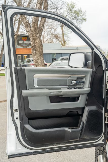 2018 Ram 2500 SLT CREW CAB 4X4 / 6.7L DIESEL / SOUTHERN OWNED | Dallas, TX | Rocky Mountain Truck Stop Dallas 2018 Ram 2500 SLT CREW CAB 4X4 / 6.7L DIESEL / SOUTHERN OWNED | Dallas, TX | Rocky Mountain Truck Stop Dallas