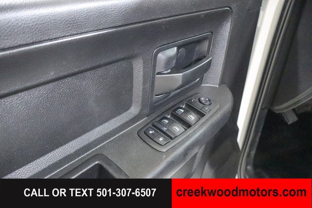 2018 Ram 3500 Chassis Cab FLATBED Dually 4x4 SLT 6.7L Cummins Diesel AISIN 2018 Ram 3500 Chassis Cab FLATBED Dually 4x4 SLT 6.7L Cummins Diesel AISIN