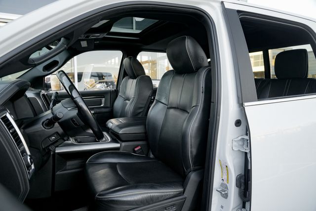 2018 Ram 3500 Laramie Limited 4X4 / LONG BED DRW / LOADED | Austin, TX | Rocky Mountain Truck Stop Austin 2018 Ram 3500 Laramie Limited 4X4 / LONG BED DRW / LOADED | Austin, TX | Rocky Mountain Truck Stop Austin