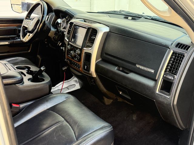 2018 Ram 3500 LARAMIE 4X4 DUALLY  DIESEL LIFTED 