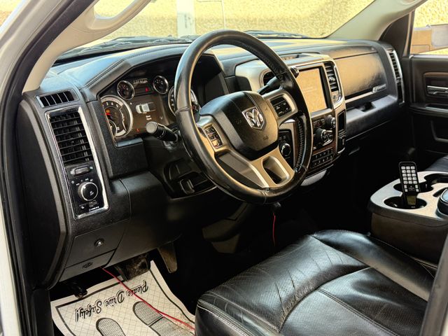 2018 Ram 3500 LARAMIE 4X4 DUALLY  DIESEL LIFTED 