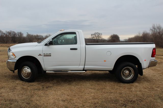 2018 Ram 3500 Tradesman diesel manual 4x4 | Roscoe, IL | Autoland Outlets 2018 Ram 3500 Tradesman diesel manual 4x4 | Roscoe, IL | Autoland Outlets