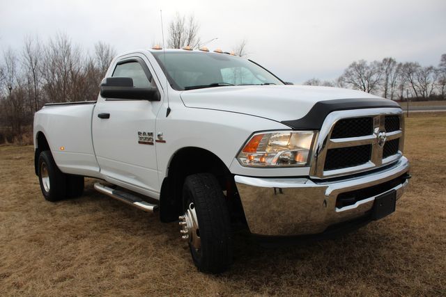 2018 Ram 3500 Tradesman diesel manual 4x4 | Roscoe, IL | Autoland Outlets 2018 Ram 3500 Tradesman diesel manual 4x4 | Roscoe, IL | Autoland Outlets