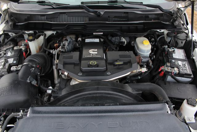 2018 Ram 3500 Tradesman diesel manual 4x4 | Roscoe, IL | Autoland Outlets 2018 Ram 3500 Tradesman diesel manual 4x4 | Roscoe, IL | Autoland Outlets