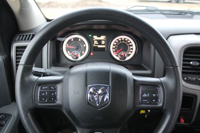 2018 Ram 3500 Tradesman diesel manual 4x4 | Roscoe, IL | Autoland Outlets 2018 Ram 3500 Tradesman diesel manual 4x4 | Roscoe, IL | Autoland Outlets