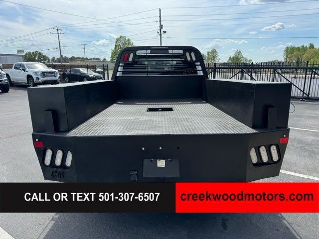 2018 Ram 3500 Chassis Cab FLATBED Dually 4x4 SLT 6.7L Cummins Diesel AISIN 2018 Ram 3500 Chassis Cab FLATBED Dually 4x4 SLT 6.7L Cummins Diesel AISIN