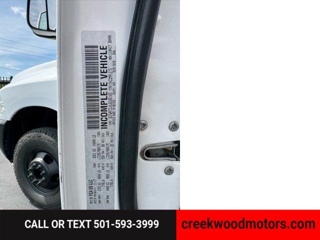 2018 Ram 3500 Chassis Cab FLATBED Dually 4x4 SLT 6.7L Cummins Diesel AISIN 2018 Ram 3500 Chassis Cab FLATBED Dually 4x4 SLT 6.7L Cummins Diesel AISIN