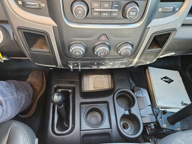 2018 Ram 5500 4X4 CUMMINS BUCKET TRUCK VERSALIFT SST40 EIH | Irving, TX | Pinnacle Trucks 2018 Ram 5500 4X4 CUMMINS BUCKET TRUCK VERSALIFT SST40 EIH | Irving, TX | Pinnacle Trucks