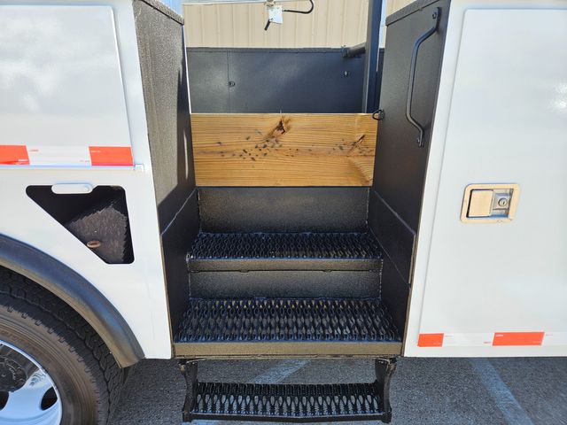 2018 Ram 5500 4X4 CUMMINS BUCKET TRUCK VERSALIFT SST40 EIH | Irving, TX | Pinnacle Trucks 2018 Ram 5500 4X4 CUMMINS BUCKET TRUCK VERSALIFT SST40 EIH | Irving, TX | Pinnacle Trucks