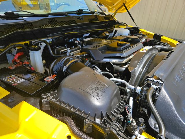 2018 Ram 5500 MATERIAL HANDLER VERSALIFT 4X4 6.7 CUMMINS 4X4 VST47I | Irving, TX | Pinnacle Trucks