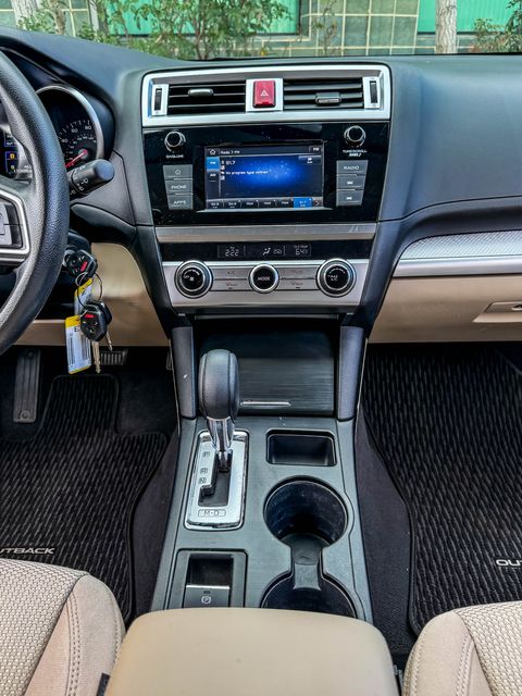 2018 Subaru Outback 2.5i | Agoura Hills, CA | SoCal Auto Group 2018 Subaru Outback 2.5i | Agoura Hills, CA | SoCal Auto Group