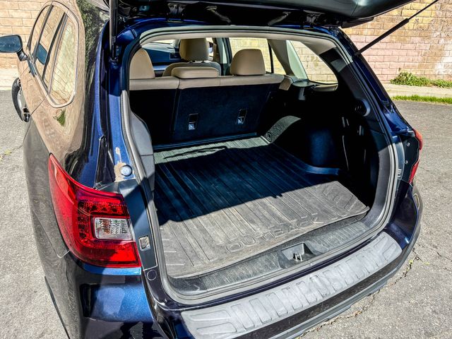 2018 Subaru Outback 2.5i | Agoura Hills, CA | SoCal Auto Group