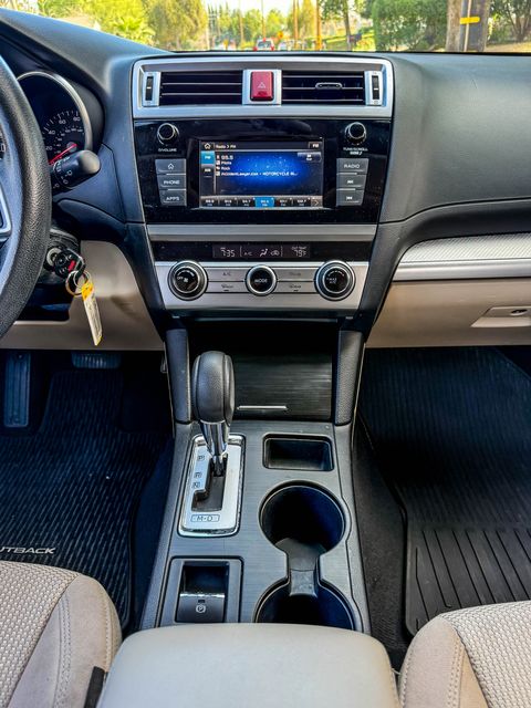 2018 Subaru Outback 2.5i | Agoura Hills, CA | SoCal Auto Group 2018 Subaru Outback 2.5i | Agoura Hills, CA | SoCal Auto Group