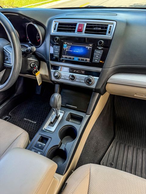 2018 Subaru Outback 2.5i | Agoura Hills, CA | SoCal Auto Group 2018 Subaru Outback 2.5i | Agoura Hills, CA | SoCal Auto Group