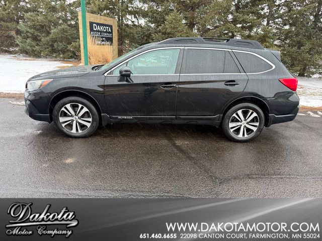 2018 Subaru Outback 2.5i Limited | Farmington, MN | Dakota Motor Company 