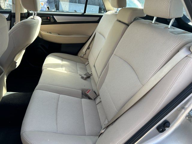 2018 Subaru Outback 2.5i