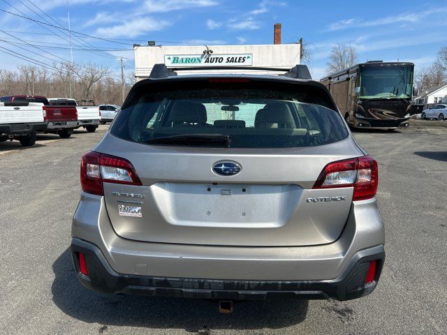 2018 Subaru Outback 2.5i