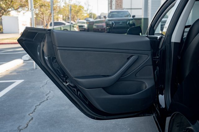 2018 Tesla Model 3 Performance / One Owner | Austin, TX | Rocky Mountain Truck Stop Austin 2018 Tesla Model 3 Performance / One Owner | Austin, TX | Rocky Mountain Truck Stop Austin