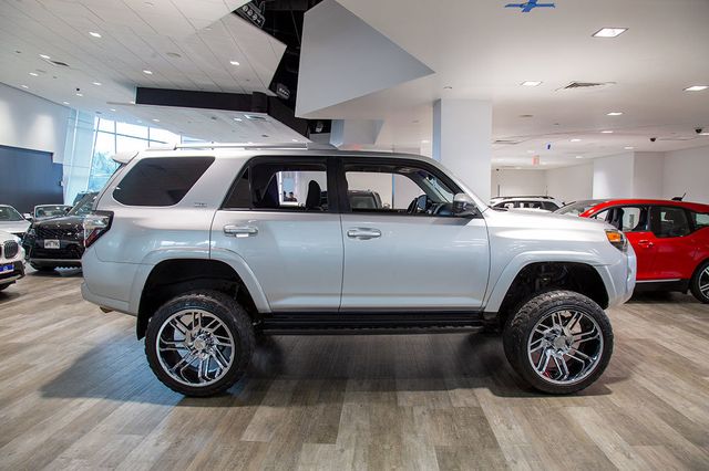 2018 Toyota 4Runner Lifted 6" SR5 l Wheel Pkg $1,995
