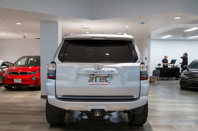 2018 Toyota 4Runner Lifted 6" SR5 l Wheel Pkg $1,995