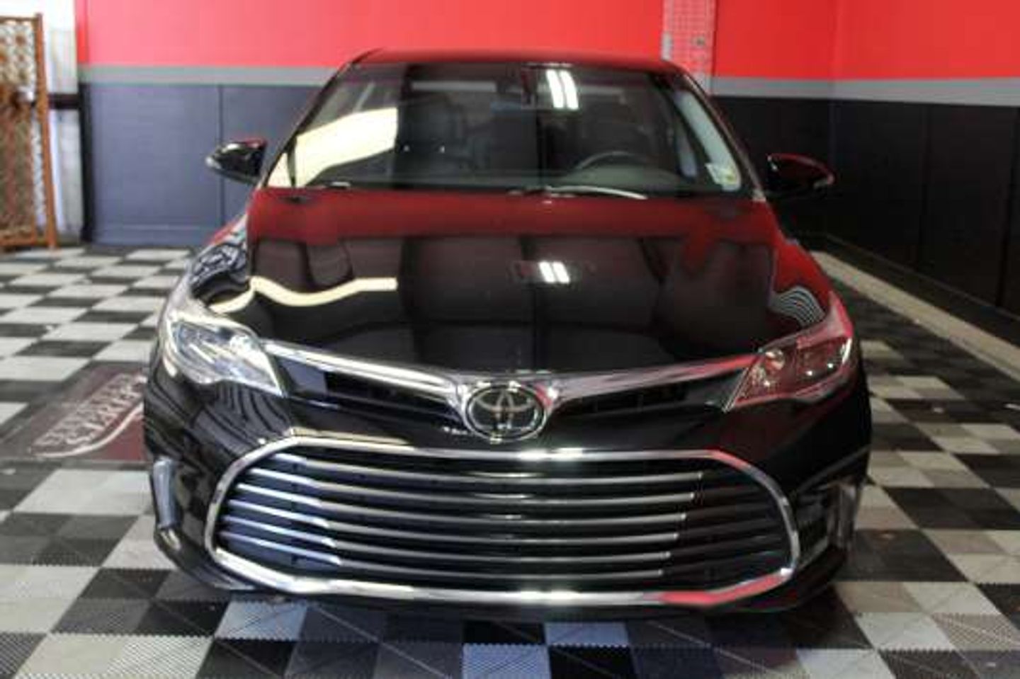 2018 Toyota Avalon XLE - 10