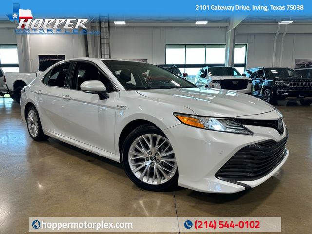 2018 Toyota Camry Hybrid XLE | Irving, Texas | Hopper Motorplex