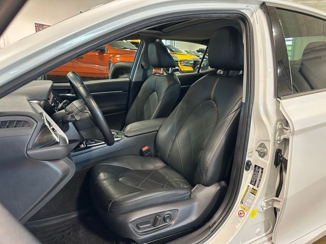 2018 Toyota Camry Hybrid XLE | Irving, Texas | Hopper Motorplex 2018 Toyota Camry Hybrid XLE | Irving, Texas | Hopper Motorplex