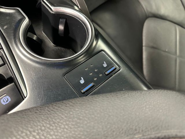 2018 Toyota Camry Hybrid XLE | Irving, Texas | Hopper Motorplex