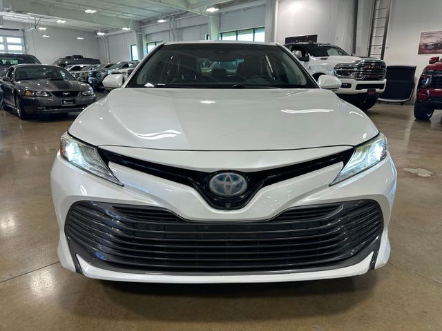 2018 Toyota Camry Hybrid XLE 