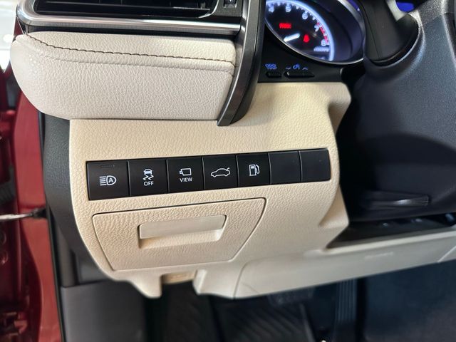 2018 Toyota Camry XLE | Irving, Texas | Hopper Motorplex