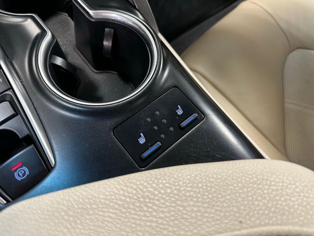 2018 Toyota Camry XLE | Irving, Texas | Hopper Motorplex