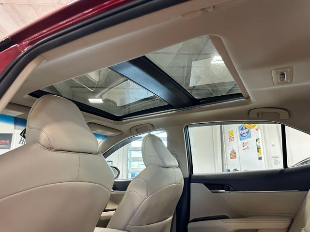 2018 Toyota Camry XLE | Irving, Texas | Hopper Motorplex 2018 Toyota Camry XLE | Irving, Texas | Hopper Motorplex