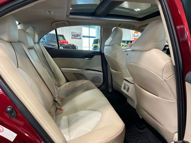 2018 Toyota Camry XLE | Irving, Texas | Hopper Motorplex