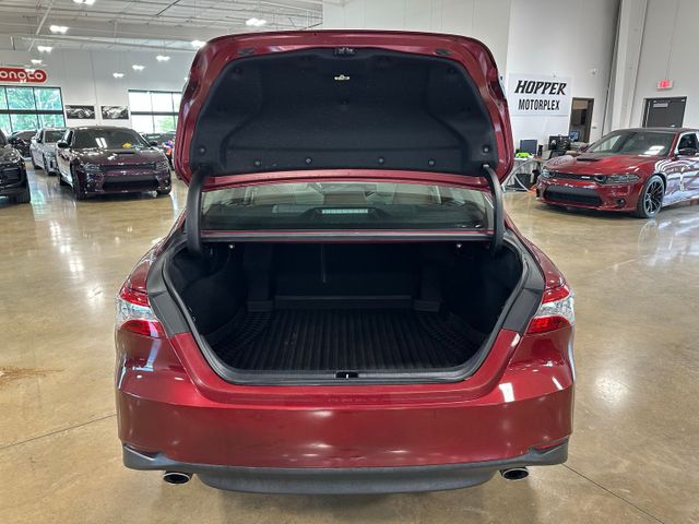 2018 Toyota Camry XLE | Irving, Texas | Hopper Motorplex