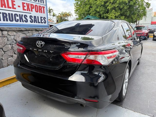 2018 Toyota Camry LE