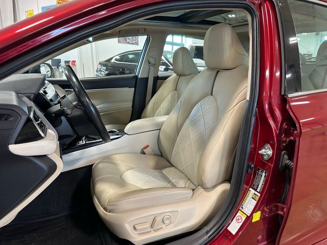 2018 Toyota Camry XLE 