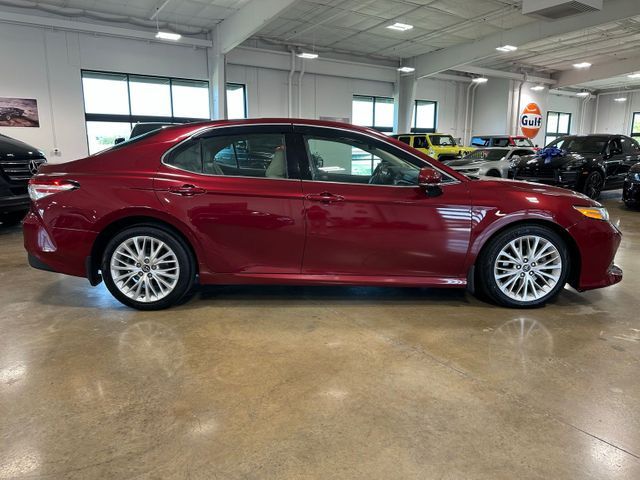 2018 Toyota Camry XLE 