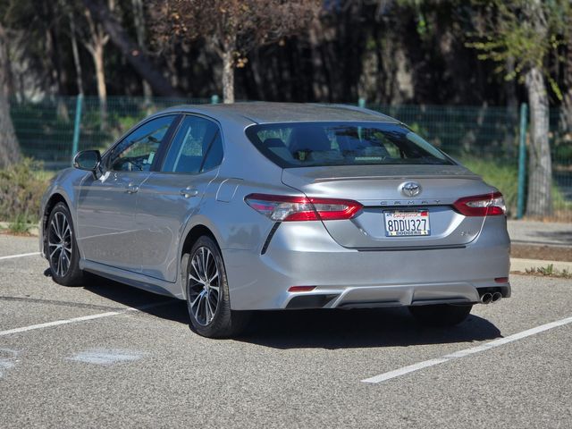 2018 Toyota Camry SE