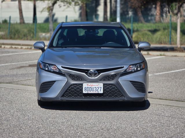 2018 Toyota Camry SE