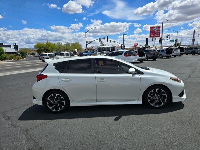 2018 Toyota Corolla iM Base 2018 Toyota Corolla iM Base
