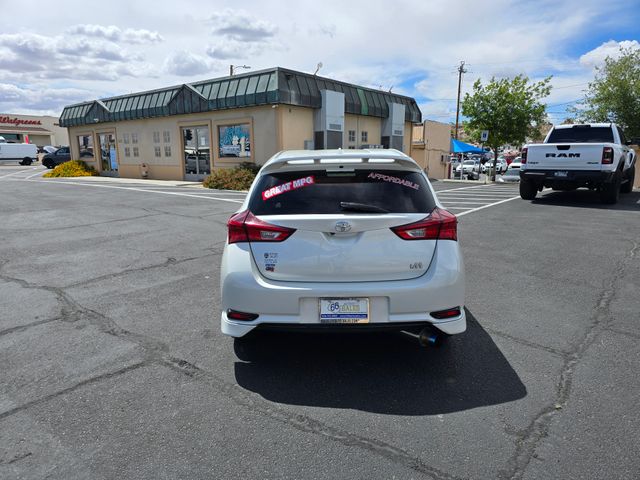 2018 Toyota Corolla iM Base 2018 Toyota Corolla iM Base