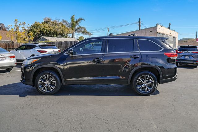 2018 Toyota Highlander LE