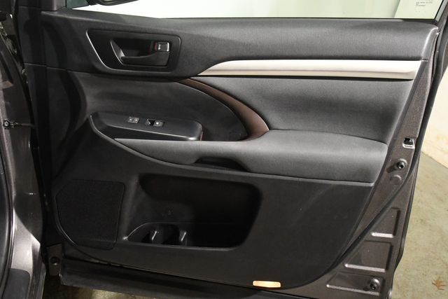 2018 Toyota Highlander LE | Branford, CT | Sound Auto Wholesalers