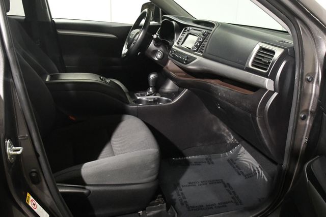 2018 Toyota Highlander LE | Branford, CT | Sound Auto Wholesalers 2018 Toyota Highlander LE | Branford, CT | Sound Auto Wholesalers