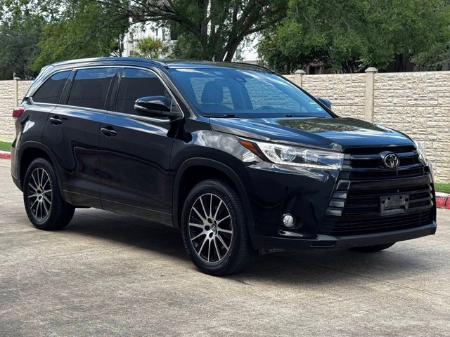 2018 Toyota Highlander SE 4dr SUV | Houston, TX | Houston Auto Credit 2018 Toyota Highlander SE 4dr SUV | Houston, TX | Houston Auto Credit