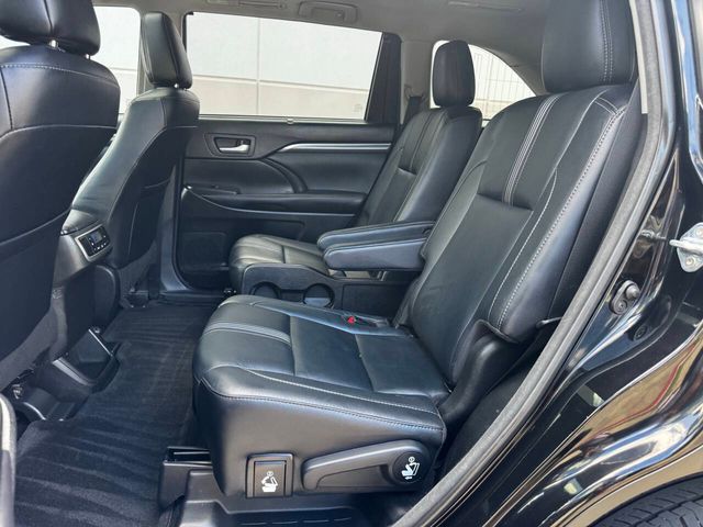 2018 Toyota Highlander SE 4dr SUV | Houston, TX | Houston Auto Credit 2018 Toyota Highlander SE 4dr SUV | Houston, TX | Houston Auto Credit